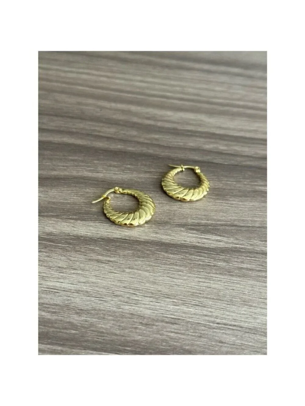 Twisted Hoop Earrings Q1056